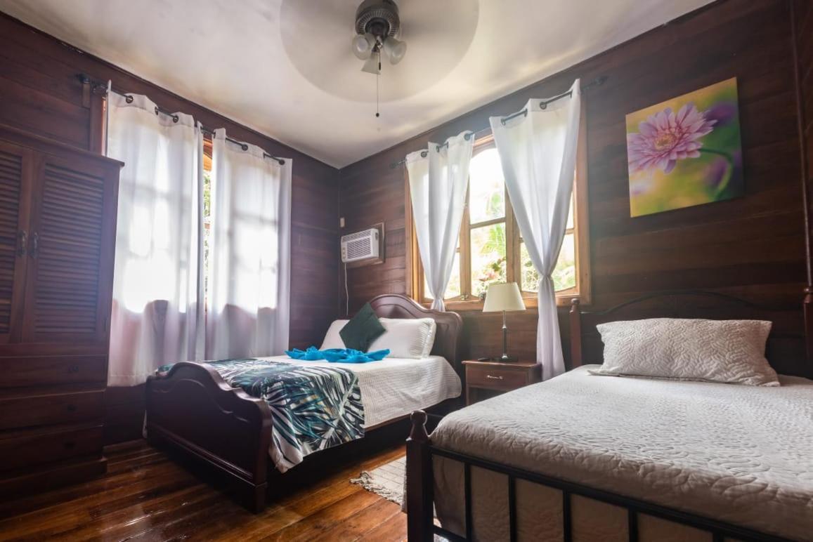 Hotel Tierra Verde Bed And Breakfast Bocas Town Luaran gambar