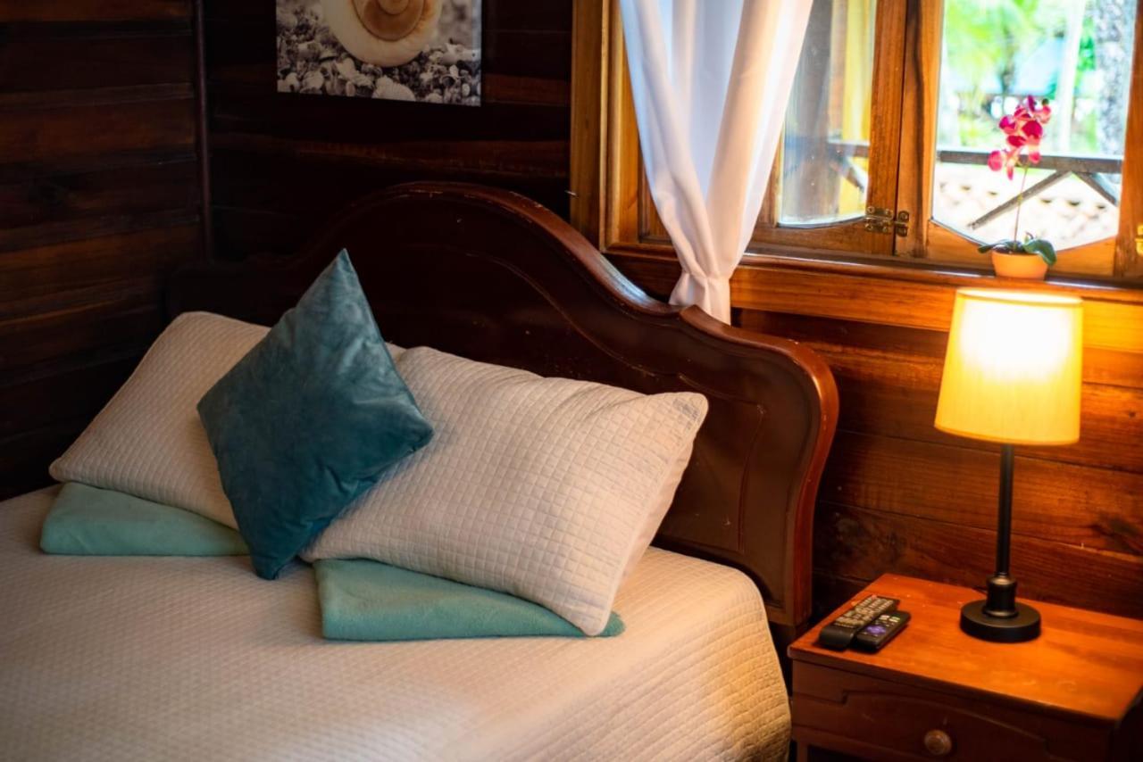 Hotel Tierra Verde Bed And Breakfast Bocas Town Luaran gambar