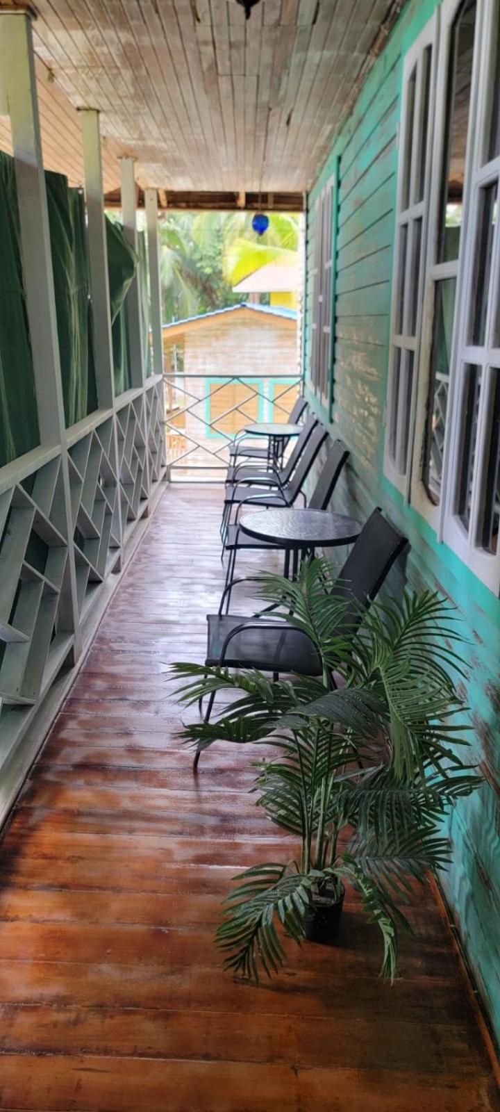 Hotel Tierra Verde Bed And Breakfast Bocas Town Luaran gambar